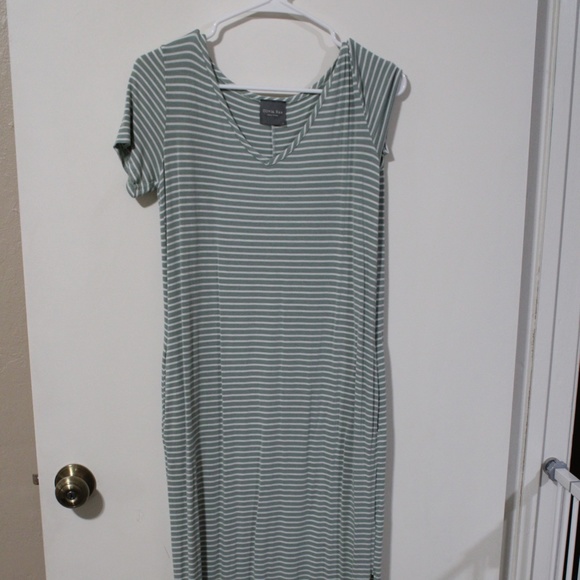 Striped Maxi Dress - Picture 1 of 3